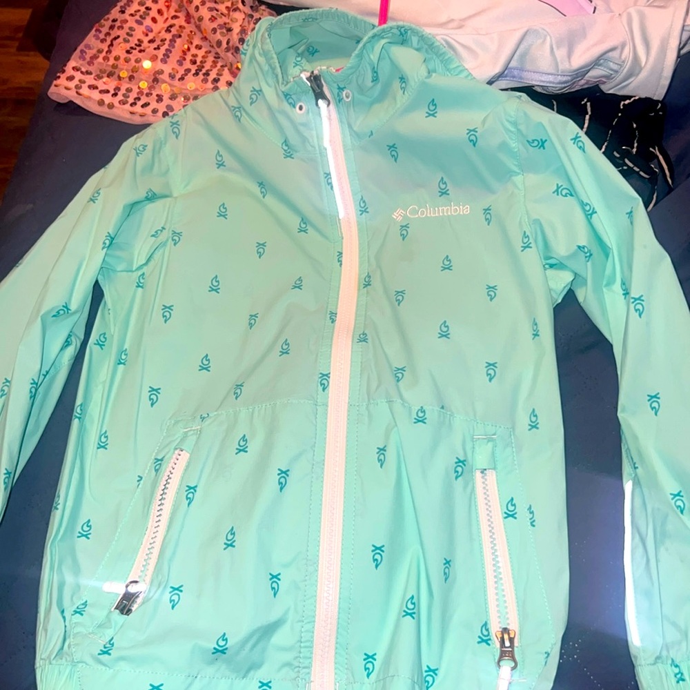 Columbia Windbreaker 
Girls size XS (6-7)